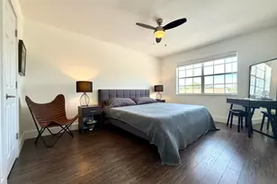 298 SW 6th St, Boca Raton, FL 33432 - Photo 3