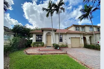 1828 NW 79th Way NW, Pembroke Pines, FL 33024 - Photo 1