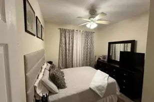 1828 NW 79th Way NW, Pembroke Pines, FL 33024 - Photo 11