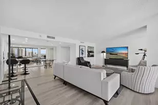 4200 N Ocean Dr, Singer Island, FL 33404 - Photo 21