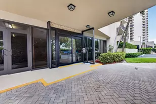 4200 N Ocean Dr, Singer Island, FL 33404 - Photo 15