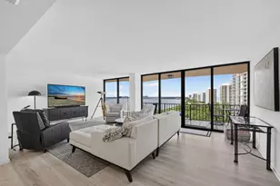4200 N Ocean Dr, Singer Island, FL 33404 - Photo 5