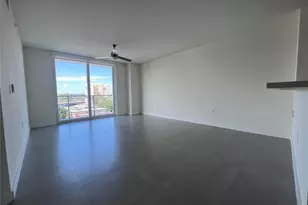 729 NW 2nd St, Miami, FL 33128 - Photo 3