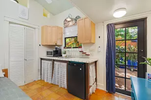 728 Palm St, West Palm Beach, FL 33401 - Photo 5