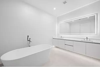 220 Lake Shore Drive #813, Lake Park, FL 33403 - Photo 5