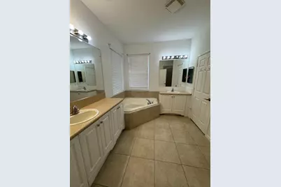 1804 SW Jamesport Drive, Port Saint Lucie, FL 34953 - Photo 23