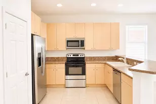 1804 SW Jamesport Dr, Port Saint Lucie, FL 34953 - Photo 3