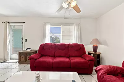 91 Flanders B, Delray Beach, FL 33484 - Photo 9