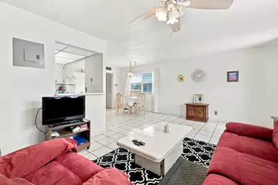91 Flanders B, Delray Beach, FL 33484 - Photo 7