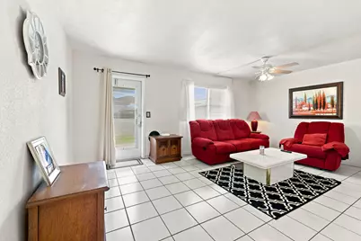 91 Flanders B, Delray Beach, FL 33484 - Photo 13