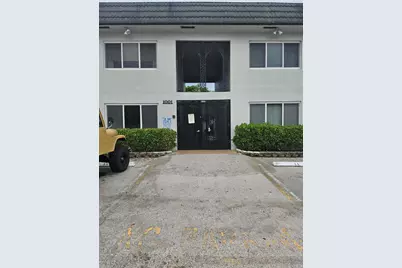 1001 SE 16th Street #9, Fort Lauderdale, FL 33316 - Photo 1