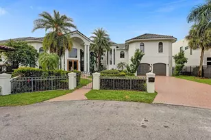 2584 SE 12th St, Pompano Beach, FL 33062 - Photo 3