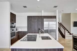 2584 SE 12th St, Pompano Beach, FL 33062 - Photo 17