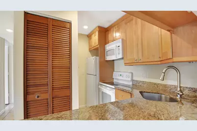 616 Sea Pine Way #C2, Greenacres, FL 33415 - Photo 5