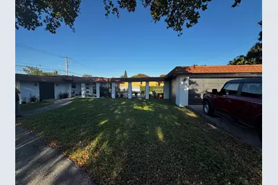 10 SW 46th Avenue, Plantation, FL 33317 - Photo 1