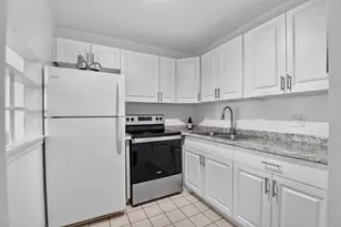 3120 Cynthia Ln, Lake Worth, FL 33461 - Photo 13