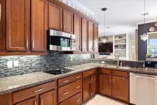 8152 Butler Greenwood Dr, Royal Palm Beach, FL 33411 - Photo 11