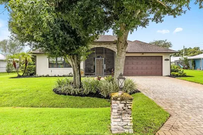 5103 Echo Pines Circle E, Fort Pierce, FL 34951 - Photo 5