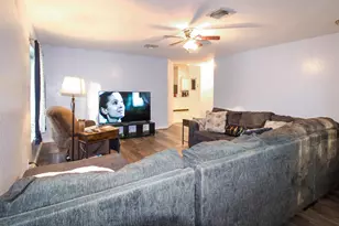 5495 SE Graham Dr, Stuart, FL 34997 - Photo 3
