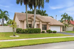 761 Greenbriar Ave, Davie, FL 33325 - Photo 3