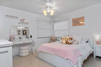 761 Greenbriar Avenue, Davie, FL 33325 - Photo 31