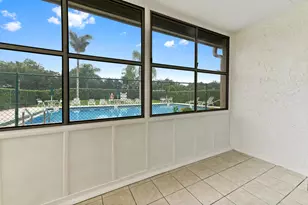 126 Sparrow Dr, Royal Palm Beach, FL 33411 - Photo 3