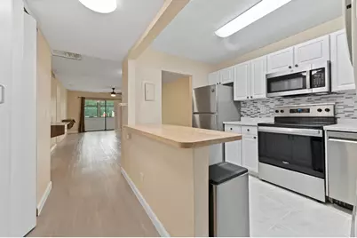 126 Sparrow Drive #22A, Royal Palm Beach, FL 33411 - Photo 5