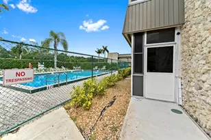 126 Sparrow Dr, Royal Palm Beach, FL 33411 - Photo 21