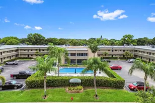 126 Sparrow Dr, Royal Palm Beach, FL 33411 - Photo 23