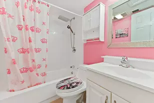 126 Sparrow Dr, Royal Palm Beach, FL 33411 - Photo 13