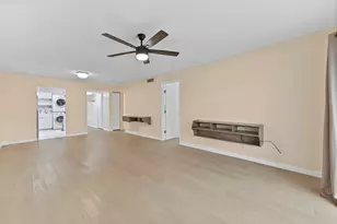 126 Sparrow Dr, Royal Palm Beach, FL 33411 - Photo 7