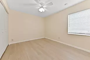 126 Sparrow Dr, Royal Palm Beach, FL 33411 - Photo 15