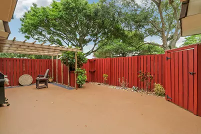 1901 19th Lane, Palm Beach Gardens, FL 33418 - Photo 17