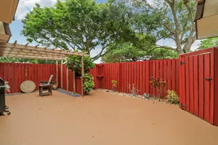 1901 19th Ln, Palm Beach Gardens, FL 33418 - Photo 17