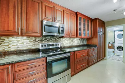 1901 19th Lane, Palm Beach Gardens, FL 33418 - Photo 15