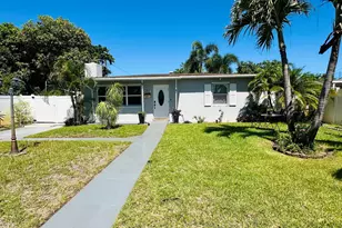 6710 Forest Ct, West Palm Beach, FL 33405 - Photo 3