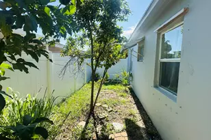 6710 Forest Ct, West Palm Beach, FL 33405 - Photo 33