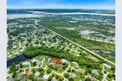 202 NE Flax Terrace, Jensen Beach, FL 34957 - Photo 9