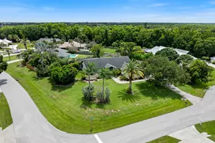 202 NE Flax Terrace, Jensen Beach, FL 34957 - Photo 3