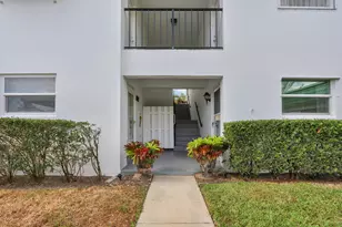 3210 Meridian Way S, Palm Beach Gardens, FL 33410 - Photo 1