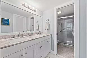 910 Dogwood Dr, Delray Beach, FL 33483 - Photo 13