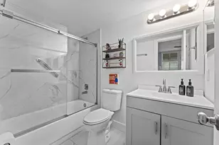 910 Dogwood Dr, Delray Beach, FL 33483 - Photo 15