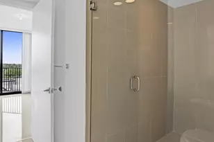 5252 NW 85th Ave, Doral, FL 33166 - Photo 25