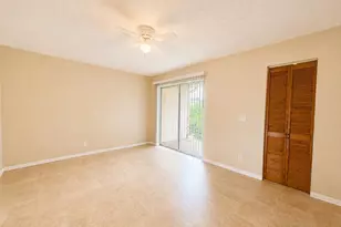 555 Purdy Ln, Palm Springs, FL 33461 - Photo 17