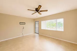 555 Purdy Ln, Palm Springs, FL 33461 - Photo 5