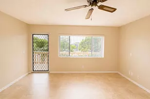 555 Purdy Ln, Palm Springs, FL 33461 - Photo 7
