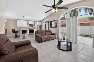 922 Opal Terrace, Weston, FL 33326 - Photo 3