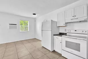 4936 NE 14th Ave, Pompano Beach, FL 33064 - Photo 15