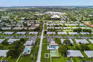 360 High Point Ct, Boynton Beach, FL 33435 - Photo 23