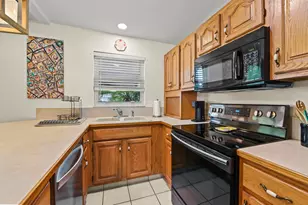 360 High Point Ct, Boynton Beach, FL 33435 - Photo 7